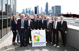 Mainova AG und Wohnungswirtschaft treiben die Energiewende voran